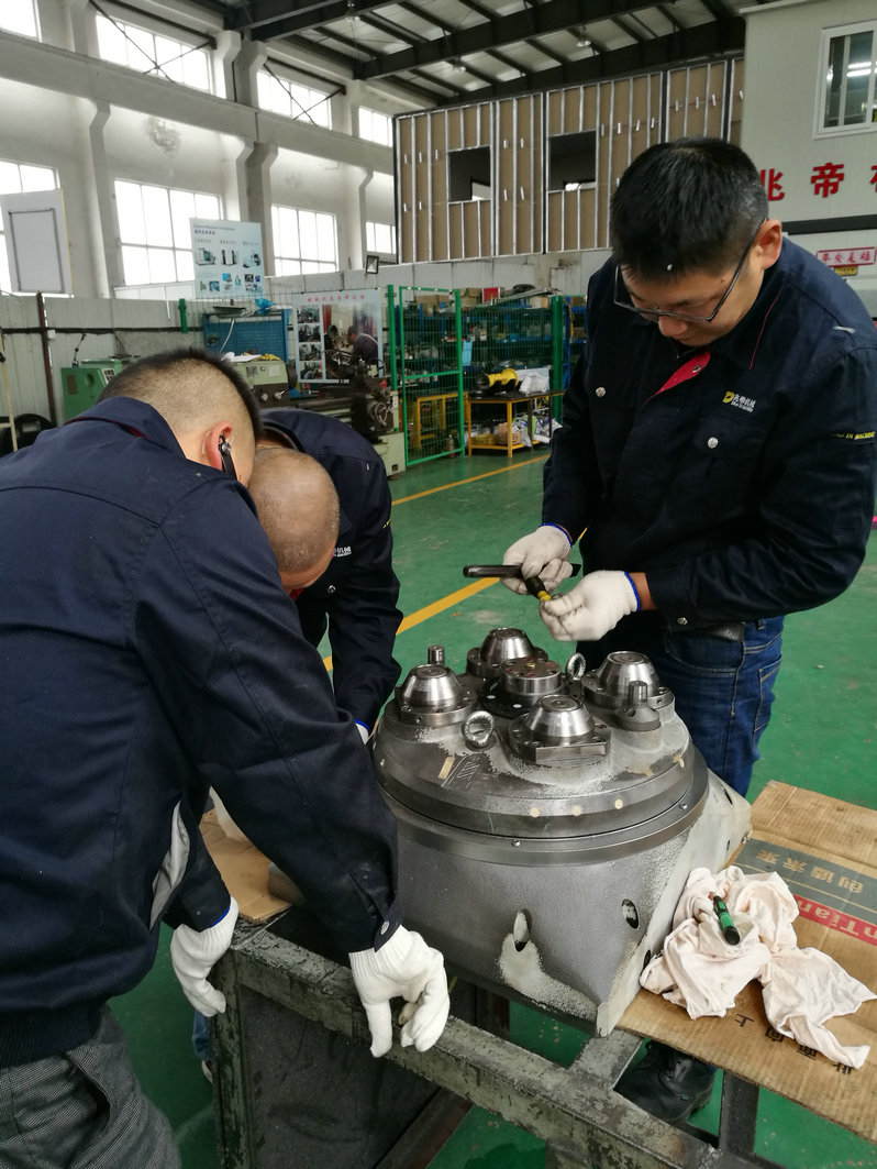 德國(guó)轉(zhuǎn)臺(tái)維修